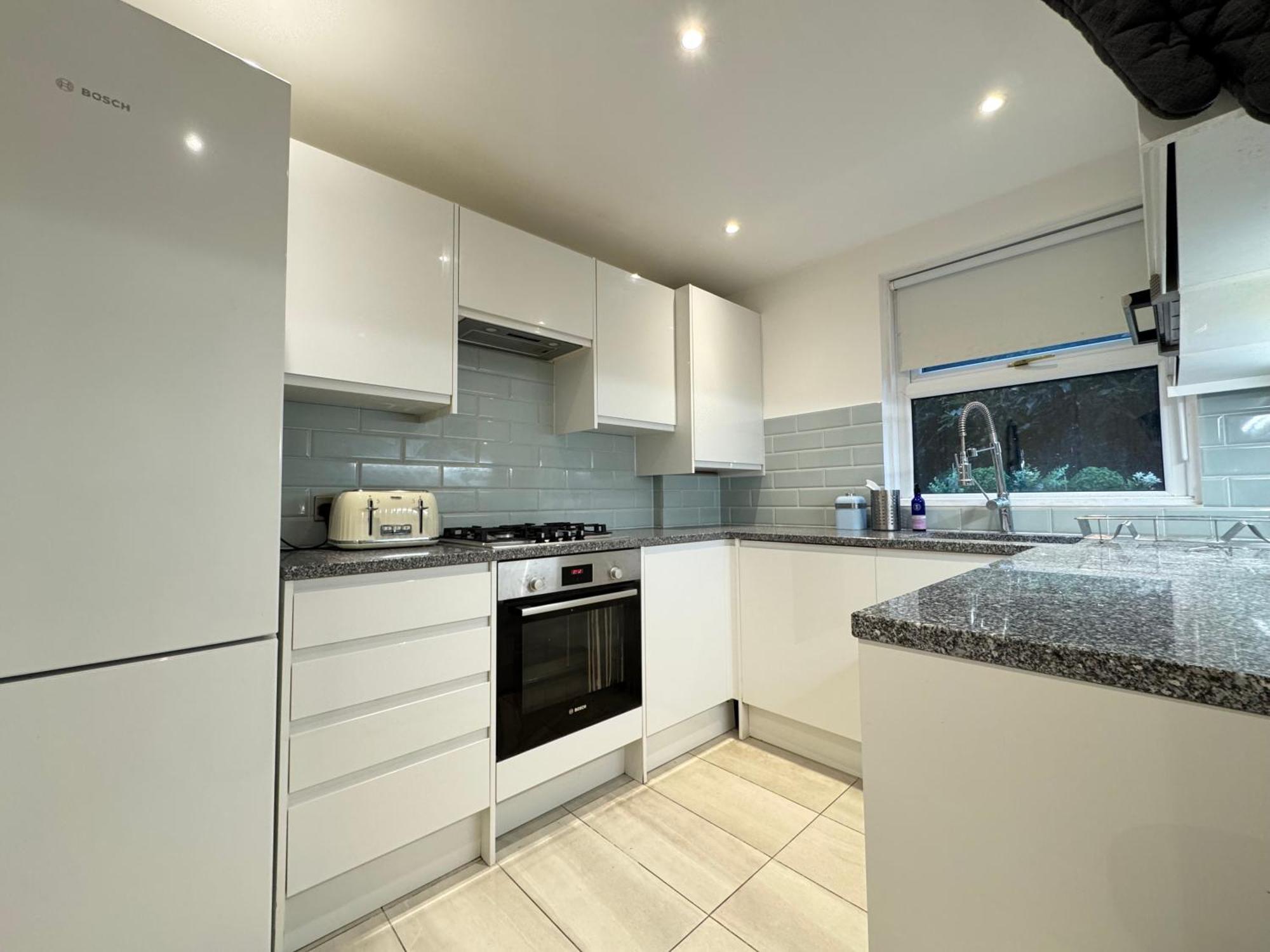 Charming 4bd 6 Mins From Nine Elms Station Hébergement de vacances *