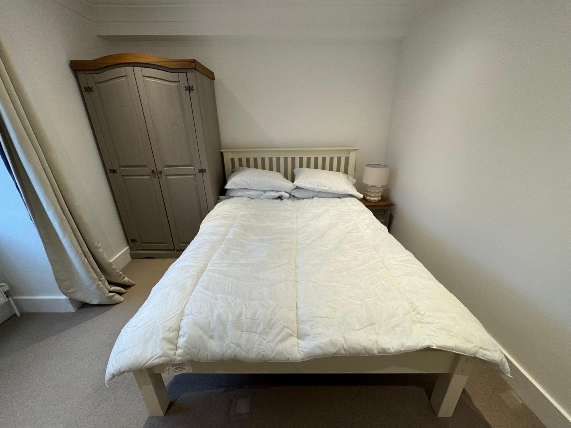 Charming 4bd 6 Mins From Nine Elms Station *
