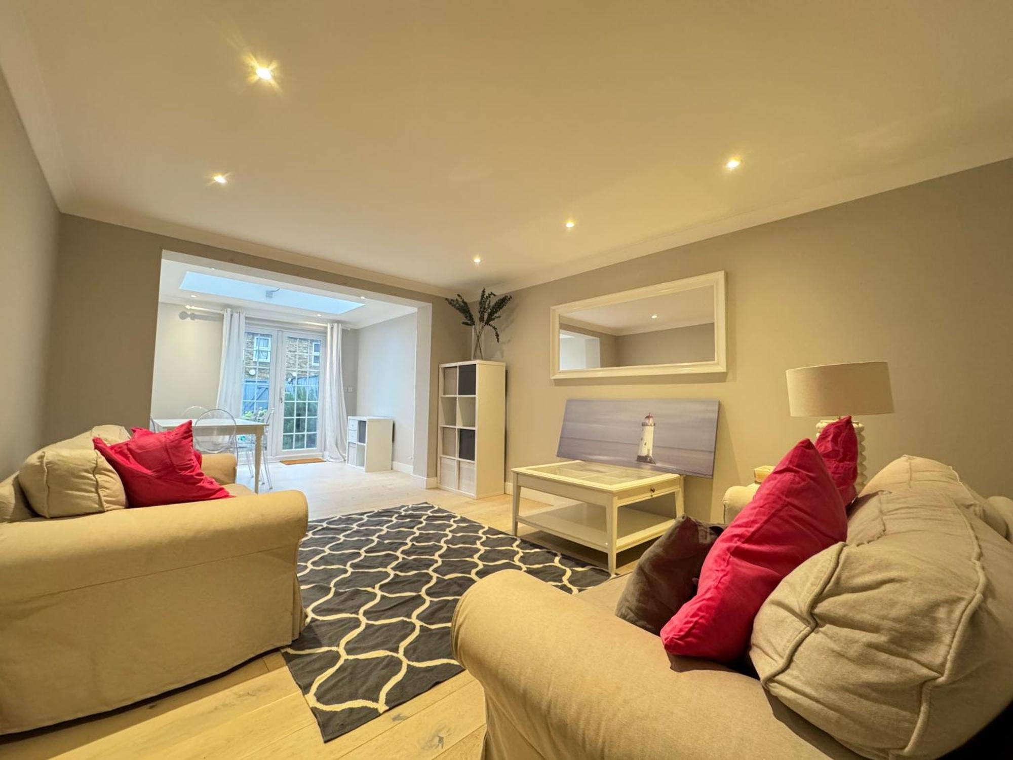 Hébergement de vacances Charming 4bd 6 Mins From Nine Elms Station *