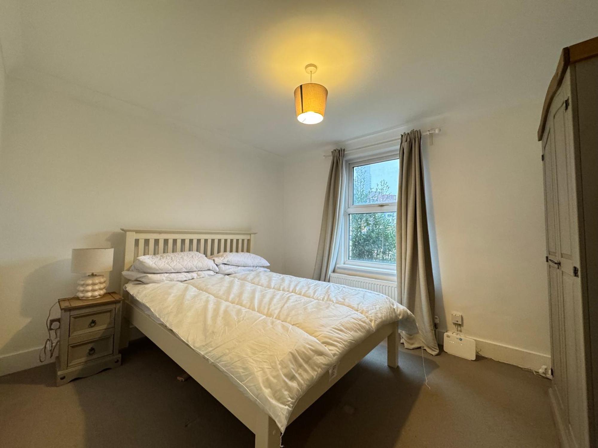 Charming 4bd 6 Mins From Nine Elms Station